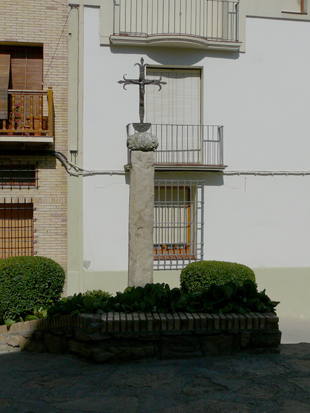 Cruz de la Plaza de la Iglesia Cruz de la Plaza de la Iglesia
