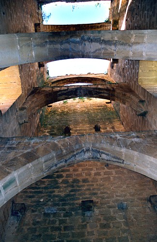 Arcos góticos en la Torre del homenaje