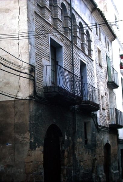 Vista parcial exterior fachada Vista parcial exterior fachada
