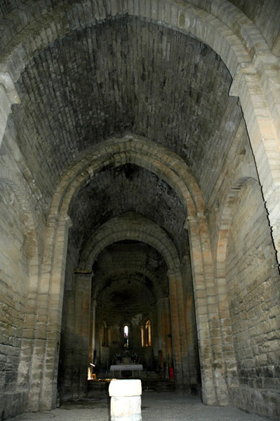 Interior iglesia Santa María