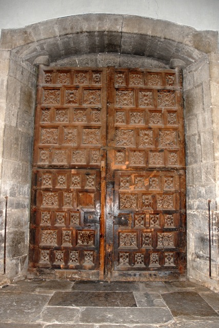 Puerta de la iglesia