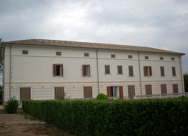Exterior Exterior