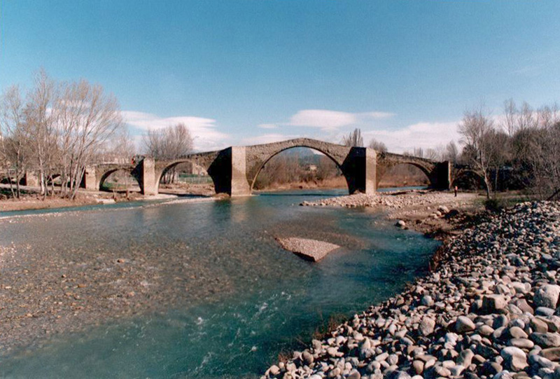 Puente romnico