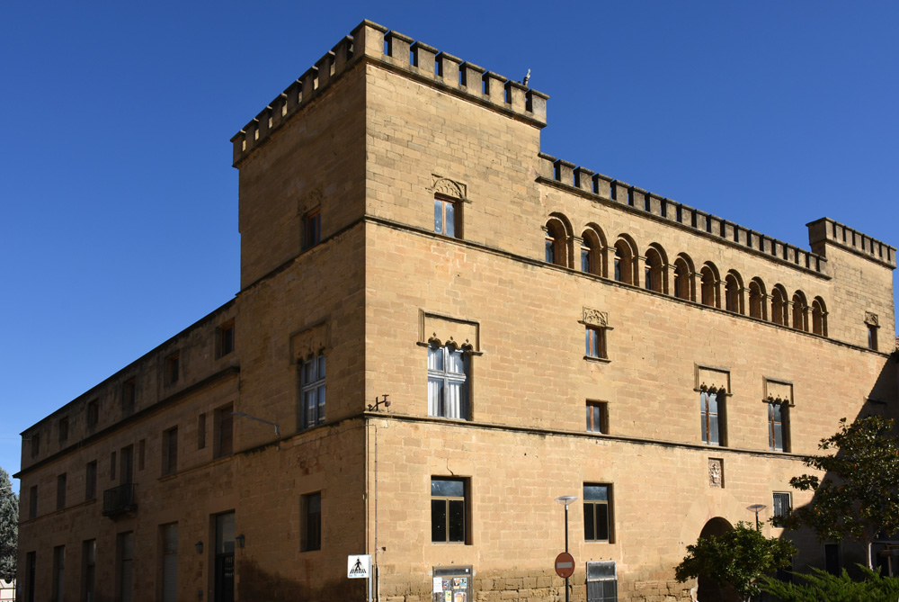 D�AS DE GUERRA EN  HUESCA Y SU ENTORNO A FINALES DEL SIGLO XV