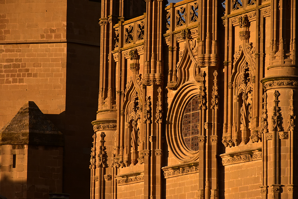 UN CONJUNTO EPISCOPAL NICO EN ARAGN: LA CATEDRAL DE HUESCA